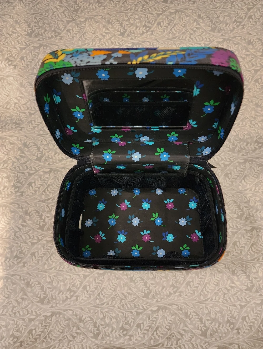 Vera Bradley Midnight Blues Choo Choo Travel Case
